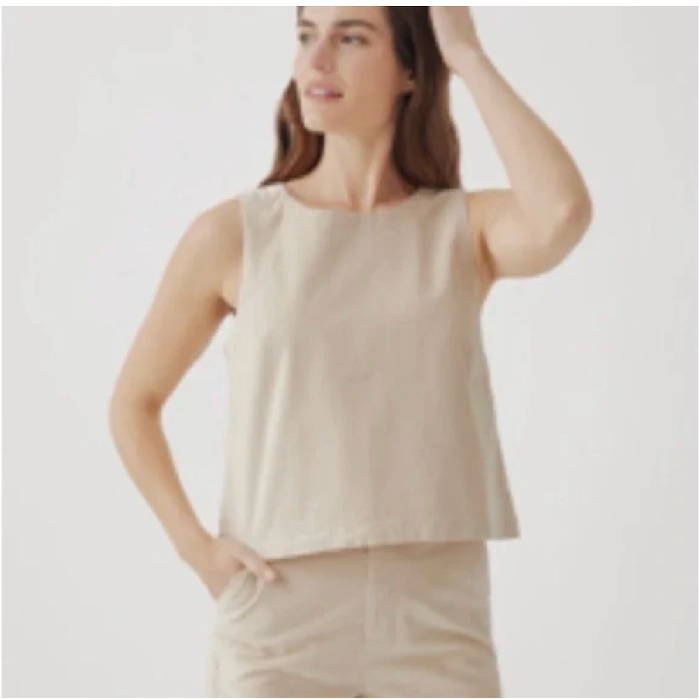 Pact 	
Women's Sandshell Modern Corduroy Button back tank